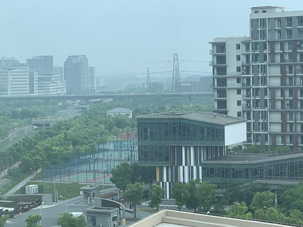 上海科技大学